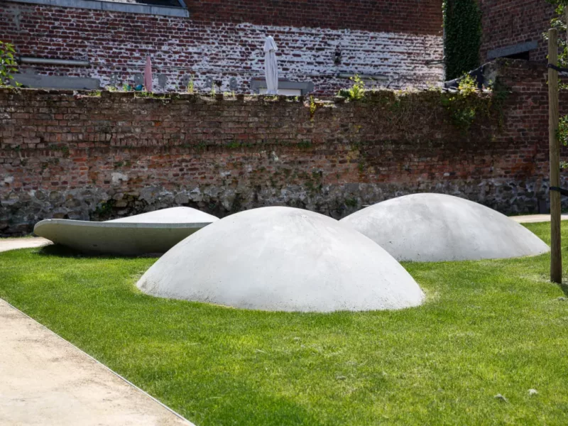 Installation d’un mobilier urbain tendance pour un des plus anciens hôpitaux d’Europe