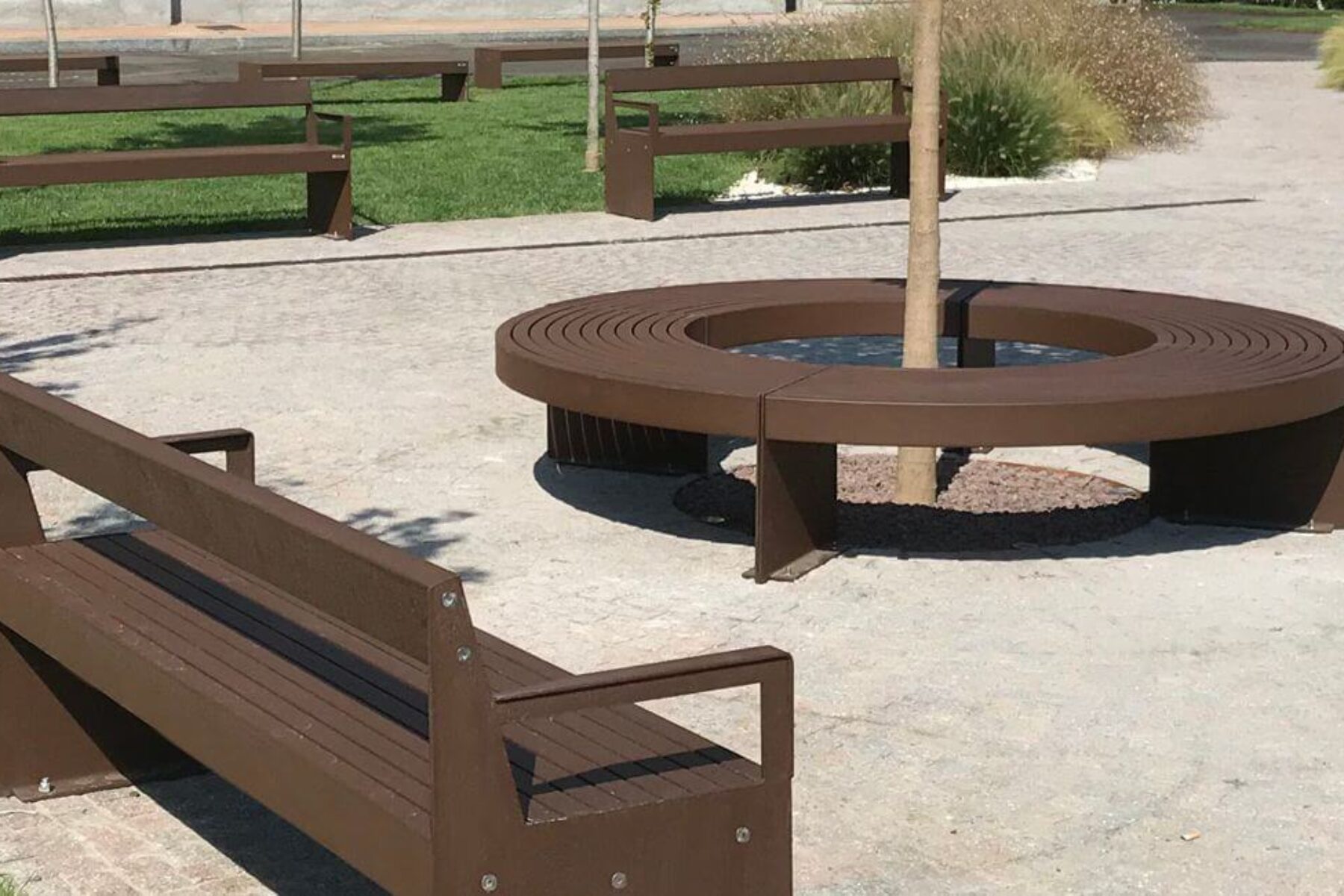 Banc Lena — Mobilier urbain