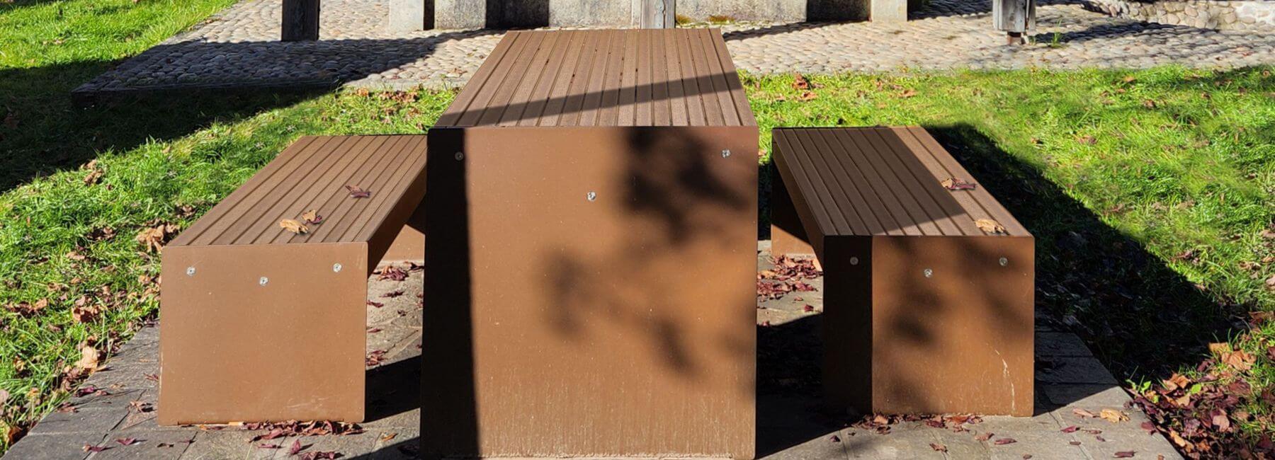 Table Lena 1 Banc Lena mobilier urbain