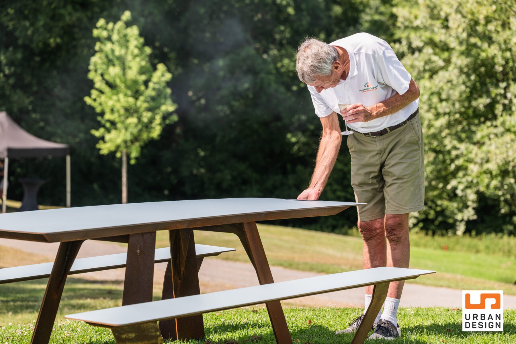 Notre première table HORIZON© au Golf de Liège-Gomzé 4 Urban Design Table Horizon Golf Liege Gomze 5