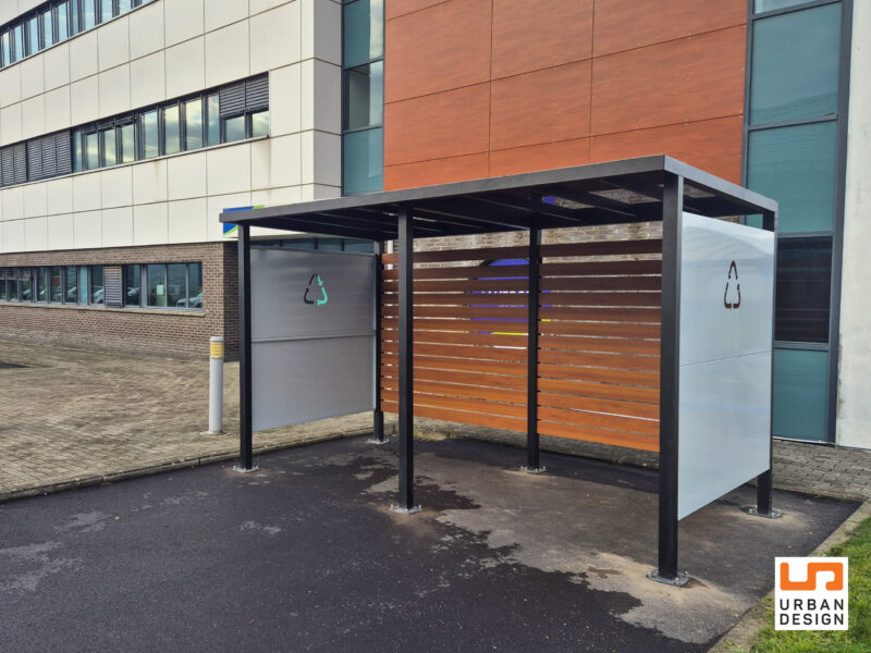 Aménagement extérieur complet chez Lyreco : mobilier urbain et solutions de mobilité
